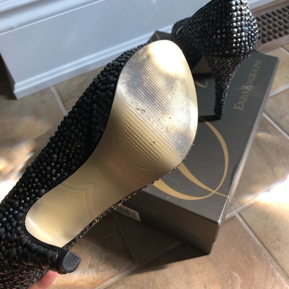 Enzo Angiolini Studded Black Suede pumps - Picture 4 of 4